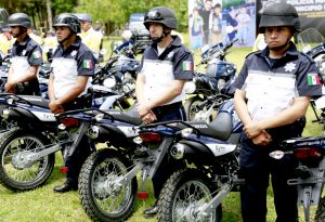 POLICIA (3)
